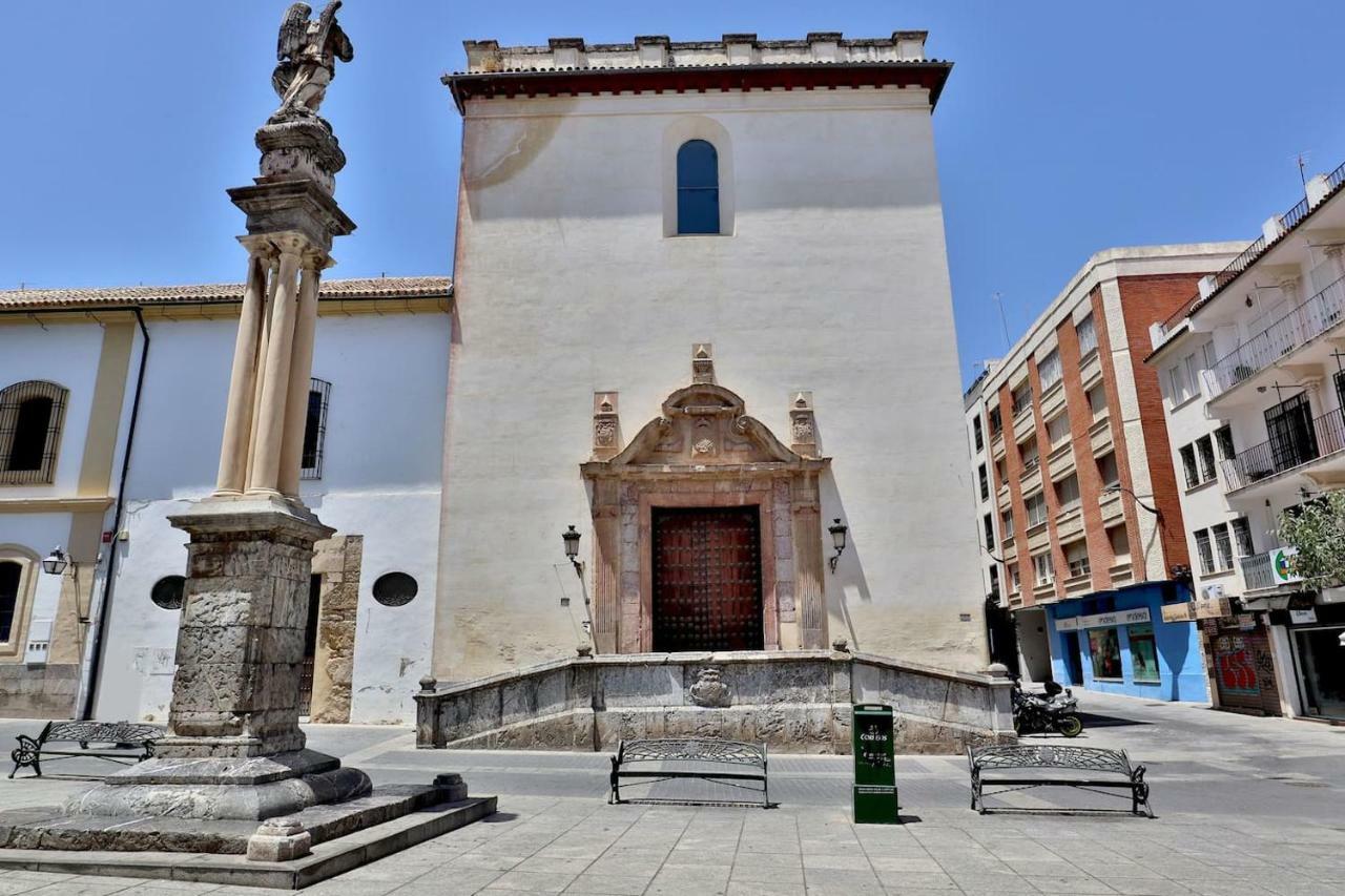 Duque De Hornachuelos, Parking En Pleno Centro قرطبة المظهر الخارجي الصورة
